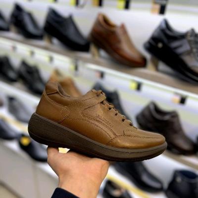 کفش فرزین داکرز عسلی