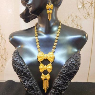 گردنبند و گوشواره نقره زنانه