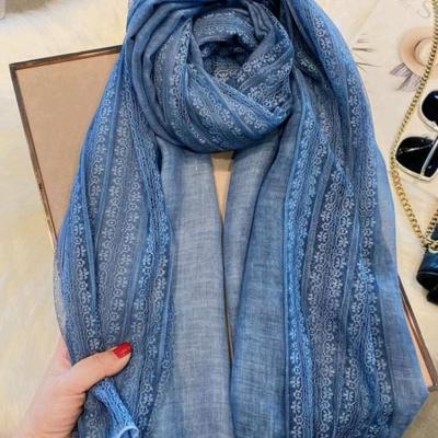 شال زنانه شین