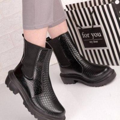 نیم بوت مدل نرگس