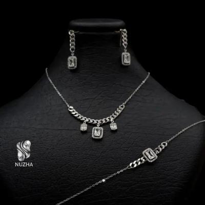 سرویس زنجیری نقره زنانه کدsnz1026
