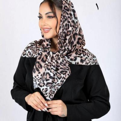 روسری نخی پلنگی