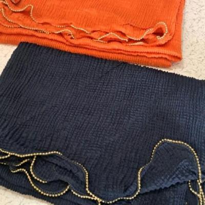 شال برشکا موجی حاشیه مرواریدی طلایی