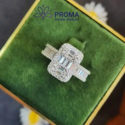 انگشتر نقره زنانه امرالدکات مربع مدل PRM73