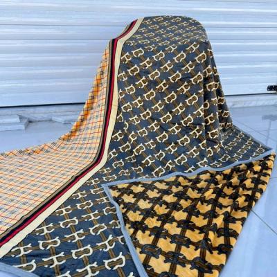 پتو مسافرتی دونفره دو رو ابریشمی