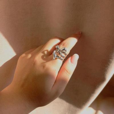 انگشتر پاپیونی