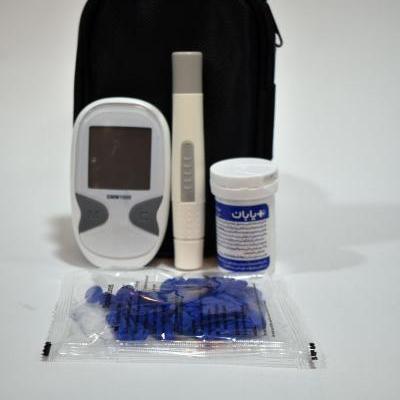دستگاه تست قندخون با تجهیزات کامل باگارانتی مادام العمربه همراه کیف