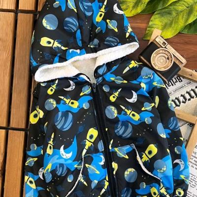 کاپشن خزدار طرحدار