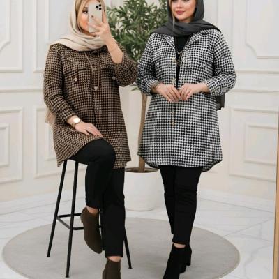 مانتو اسپرت زنانه پشمی مدل خزان