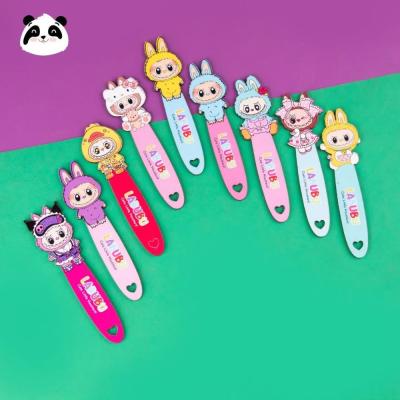 بوک مارک طرح لبوبو