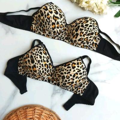 سوتین اسفنجی بدون فنر