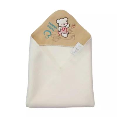 پتو فوتر دور پیچ نوزادی لبه ژور اعلا ( سفید/کرم )