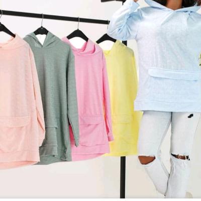 هودی بهاری زنانه با برجستگی مخمل