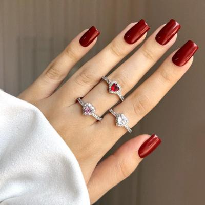 انگشتر سوارسکی نگیندار