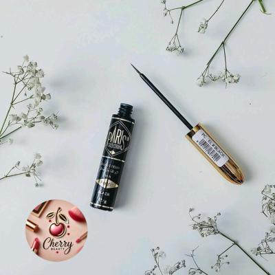 خط چشم مویی پاریس ️