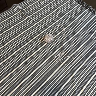 رو میزی ریشه دار سایز 1 در 1