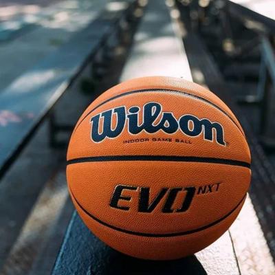 توپ بسکتبال برند Wilson Evo NXT دارای تاییدیه رسمی فیبا