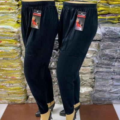 شلوار مخمل مشکی