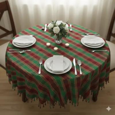 رومیزی نخی ریشه‌دار