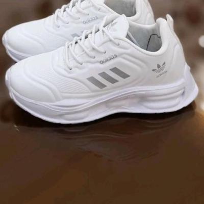 کتونی آدیداس بچگانه