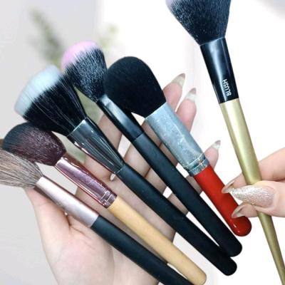 براش تکی مخصوص رژگونه، پودر فیکس و کرم‌پودر | براشی نرم و حرفه‌ای