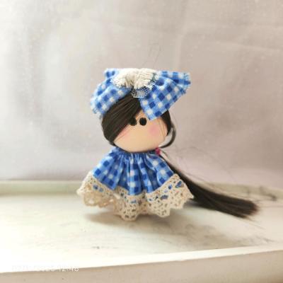 عروسک سارا آویز جاسوئیچی