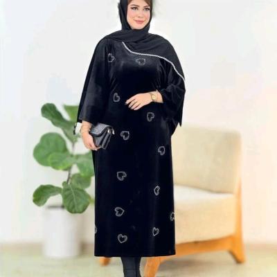 مانتو مجلسی مخمل مدل کفتان مخمل مجلسی عبایی نگینی 96990