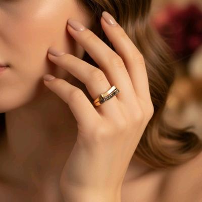 انگشتر زنانه طلاروس نگین مارکازیت مشکی