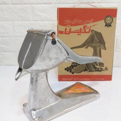 آبمیوه گیری دستی انار و انواع مرکبات