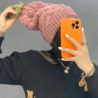 کلاه تک بافت پوم پوم