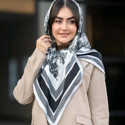 روسری نخی سیااسکارف دوردوخت روز مادر