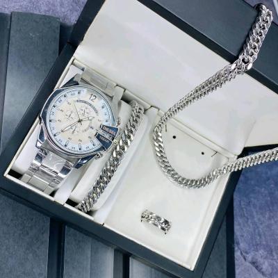 پک کادویی ساعت و دستبند مردانه