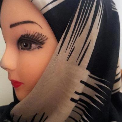 روسری مشکی حریر