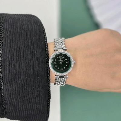 ساعت مچی زنانه ویگور اورجینال همراه با گارانتی