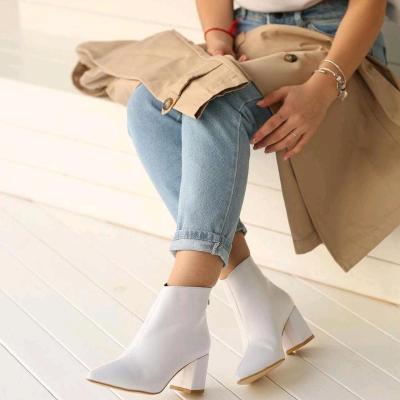 نیم بوت مجلسی پاشنه دار کلاسیک