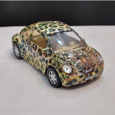 ماکت ماشین کلکسیونی فولکس واگن بیتل با نقاشی پلنگ مقیاس 1.32