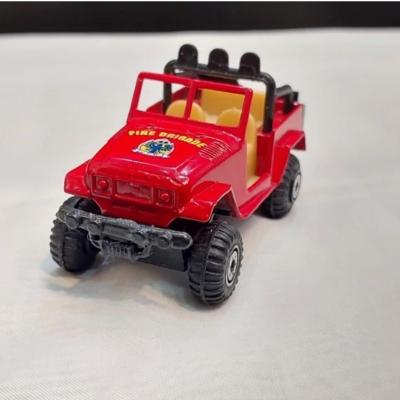 ماکت ماشین کلکسیونی کوچک JEEP