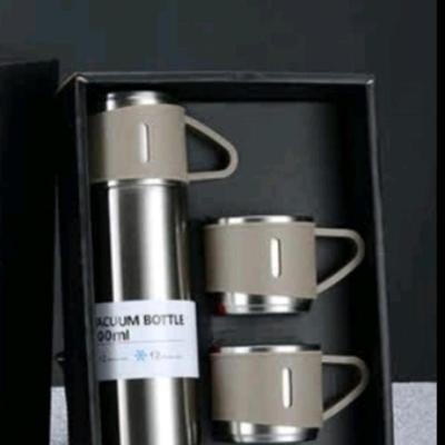 فلاسک سه کاپ فلاکس 3 کاپ فلاکس 3 کاپ فلاسک سه کاپ کوهنوردی ماگ اصل