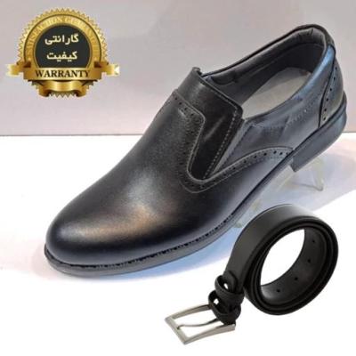 ست کفش و کمربند چرم مردانه شامل کفش رویال کشی و کمربند نیک