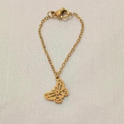 آویز ساعت زنانه مدل پروانه