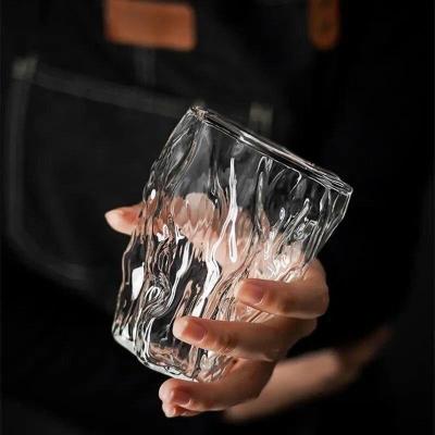 لیوان دفرمه ساینا