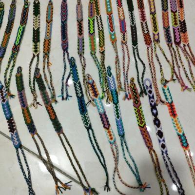 دستبندهای دوستی