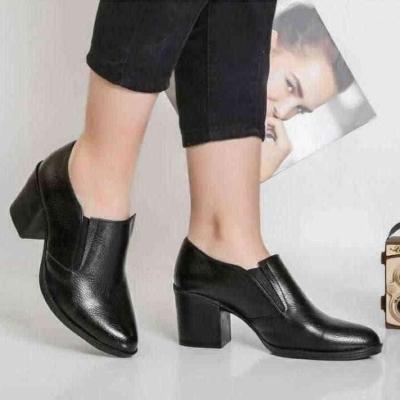 کفش مجلسی زنانه رویه چرم سوگو درجه یک پاشنه 5سانت سایز 37تا40