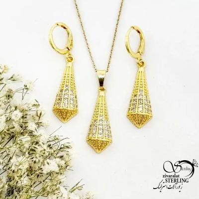 نیمست مجلسی طرح طلا با نگین اتمی کد 20470