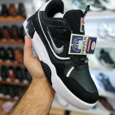 ونس مردانه نایک