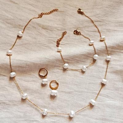 ست گردنبند و دستبند گوشواره مروارید پرورشی اصل