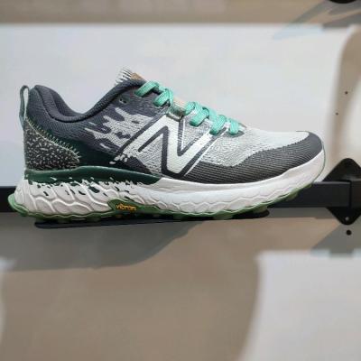 کتونی نیوبالانس