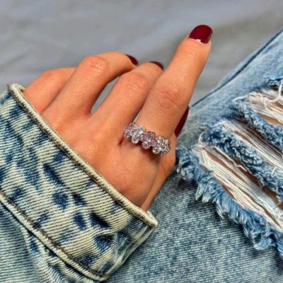 انگشتر زنانه کریستالی