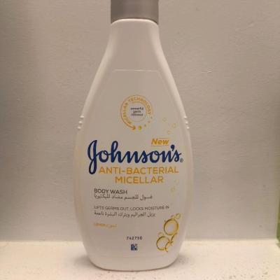 شامپو بدن جانسون Johnson