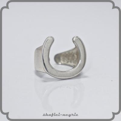 انگشتر نقره زنانه طرح نعل اسب فری سایز
